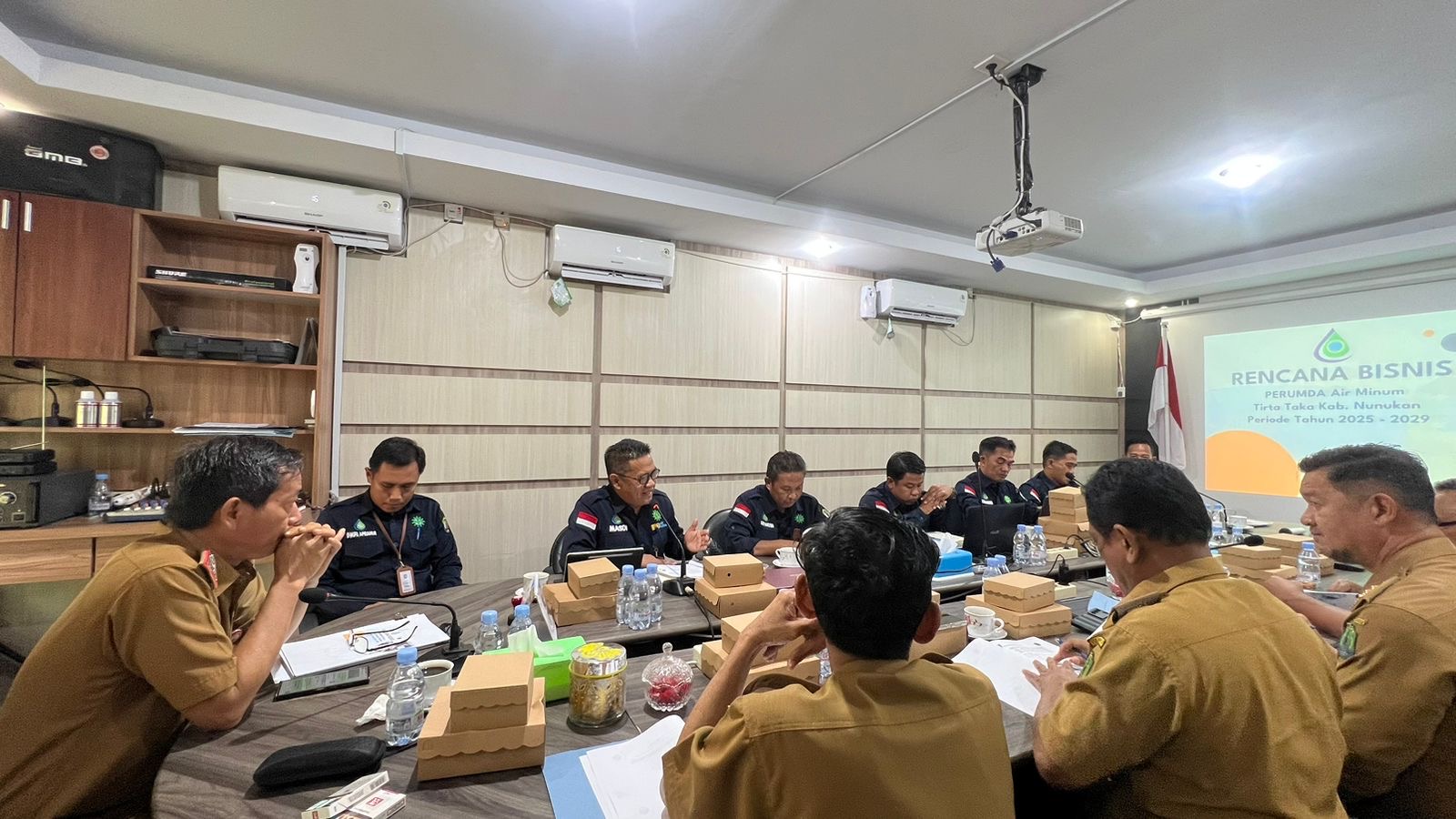 Tirta AQJ99: Menyirami Bisnis Lokal dengan Layanan Profesional